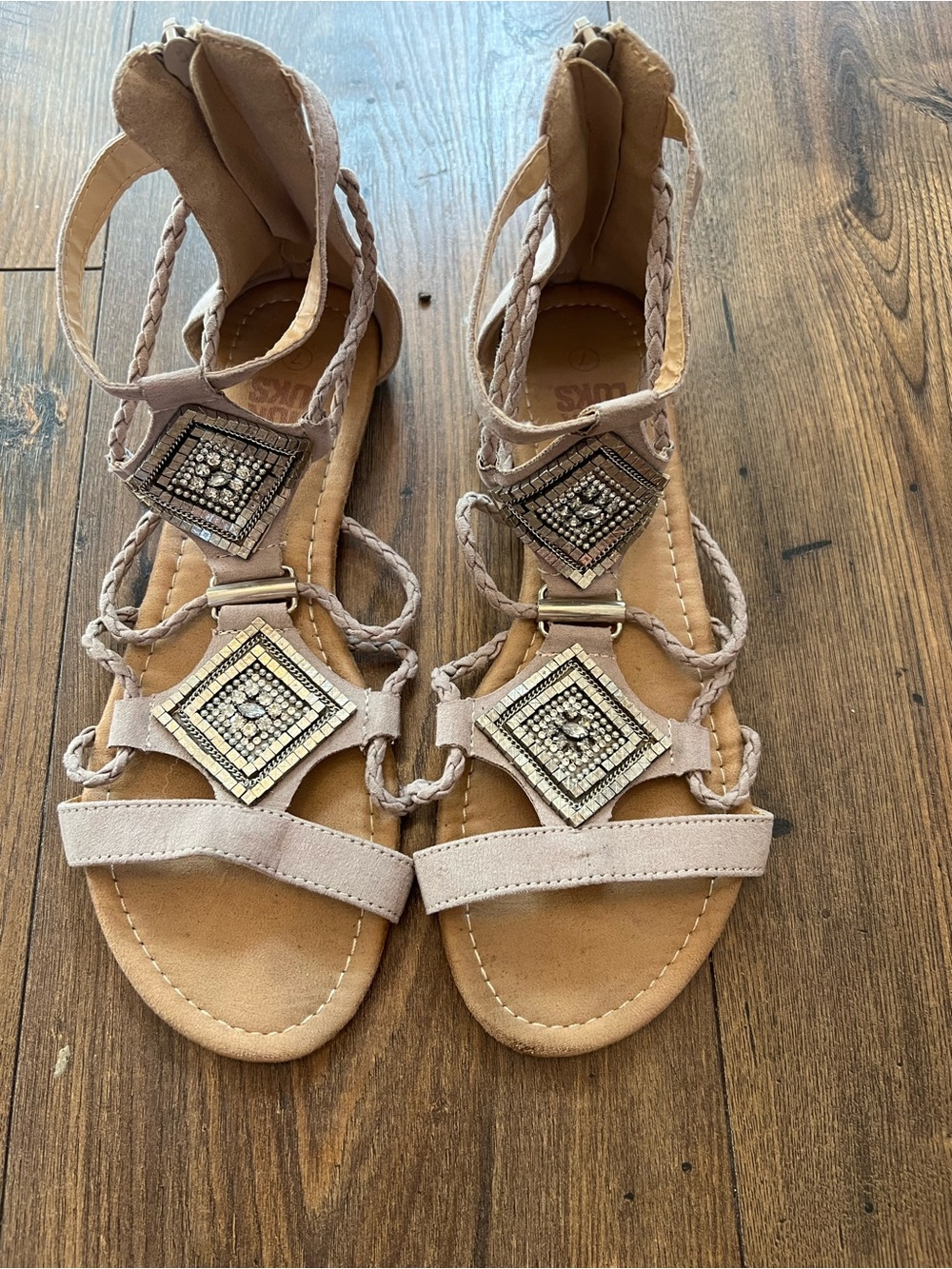 Muk Luks Embellished Gladiator Sandals Size 7